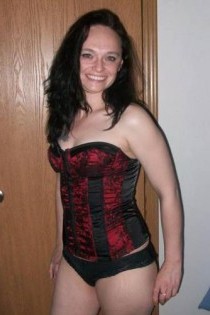 , 25  female escort, kingston