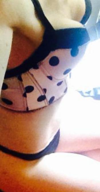 , 39  female escort, Kingston