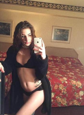 , 22  female escort, Kingston