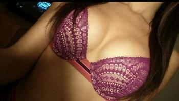 , 19  female escort, Kingston