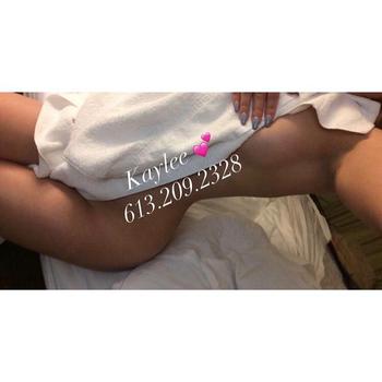 , 19  female escort, Kingston