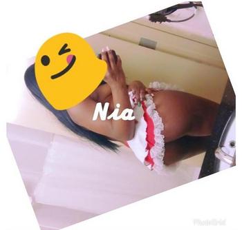 , 22  female escort, Kingston